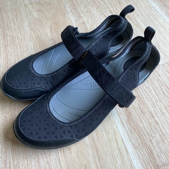 Teva Northwater Gore Strap Mary Jane Flats Women's Size 10.5 Black - Picture 2 of 7
